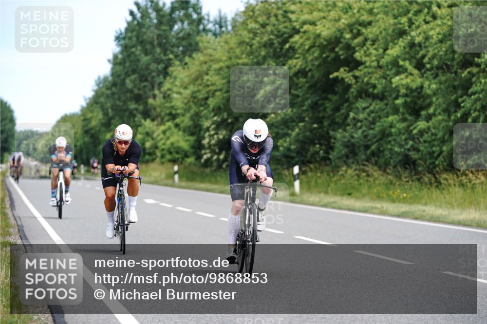 21.06.2026 - Viking Triathlon Michael Burmester http://msf.ph/oto/9868853 21.06.2026 12:25:10 Radfahren 26, 36, 44, 48, 55, 91, 105, 163, 166, 173, 176, 179, 206, 306, 313, 316, 348, 387, 419, 455, 565, 608 meine-sportfotos.de