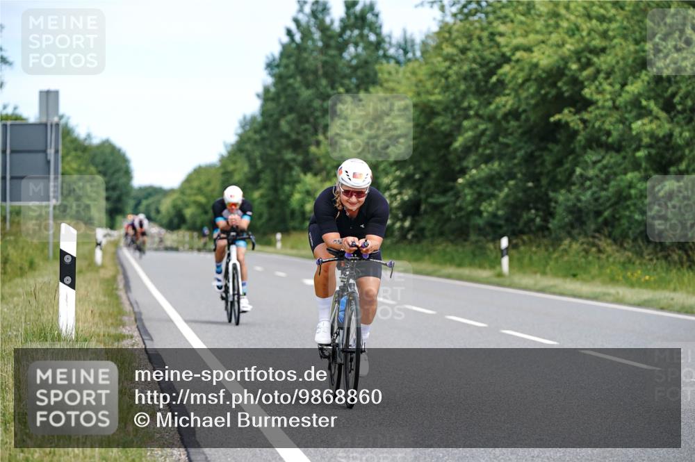 21.06.2026 - Viking Triathlon Michael Burmester http://msf.ph/oto/9868860 21.06.2026 12:25:11 Radfahren 26, 36, 44, 48, 55, 91, 105, 163, 166, 173, 179, 206, 306, 313, 316, 348, 387, 419, 455, 565, 608 meine-sportfotos.de