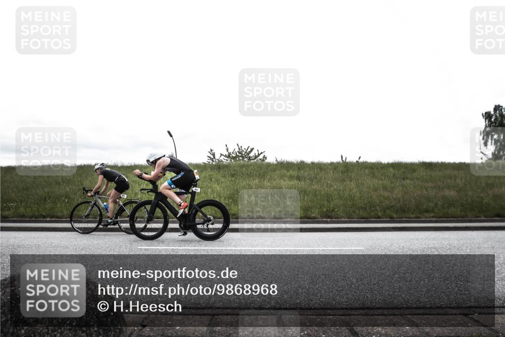 21.06.2026 - 29. Vierlanden-Triathlon H.Heesch http://msf.ph/oto/9868968 21.06.2026 12:28:35 Radfahren 249, 911, 921, 926, 958, 962 meine-sportfotos.de