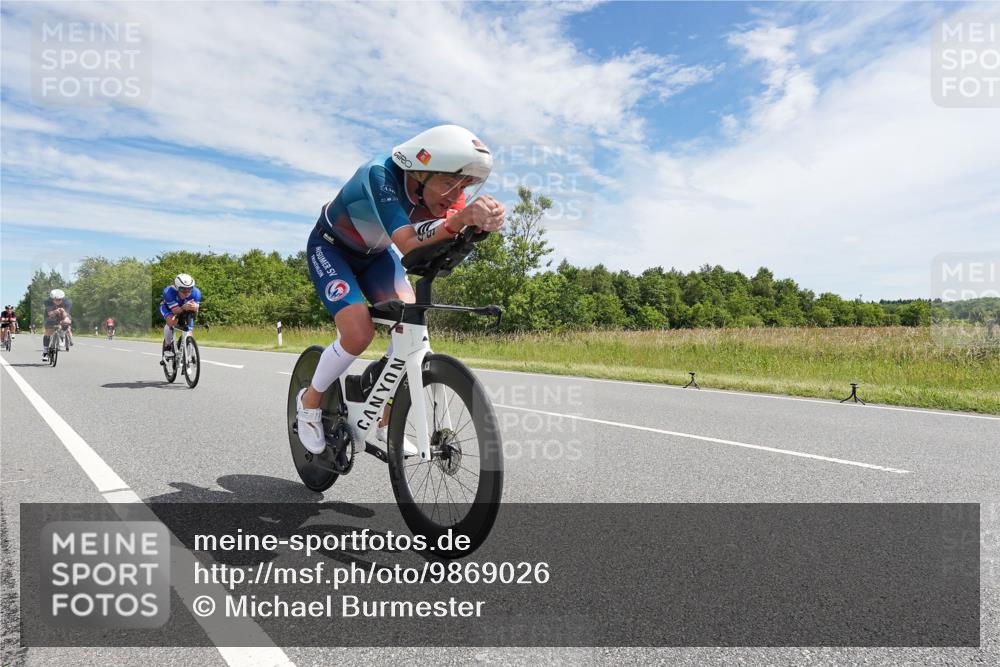 21.06.2026 - Viking Triathlon Michael Burmester http://msf.ph/oto/9869026 21.06.2026 11:55:49 Radfahren 28, 49, 52, 133, 147, 147, 279, 324, 360, 505, 637, 650 meine-sportfotos.de