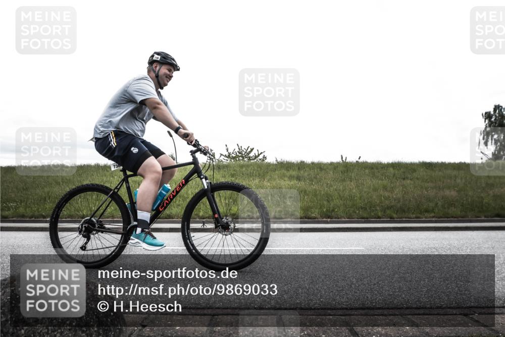 21.06.2026 - 29. Vierlanden-Triathlon H.Heesch http://msf.ph/oto/9869033 21.06.2026 12:29:18 Radfahren 736, 761, 933, 951, 967, 974 meine-sportfotos.de