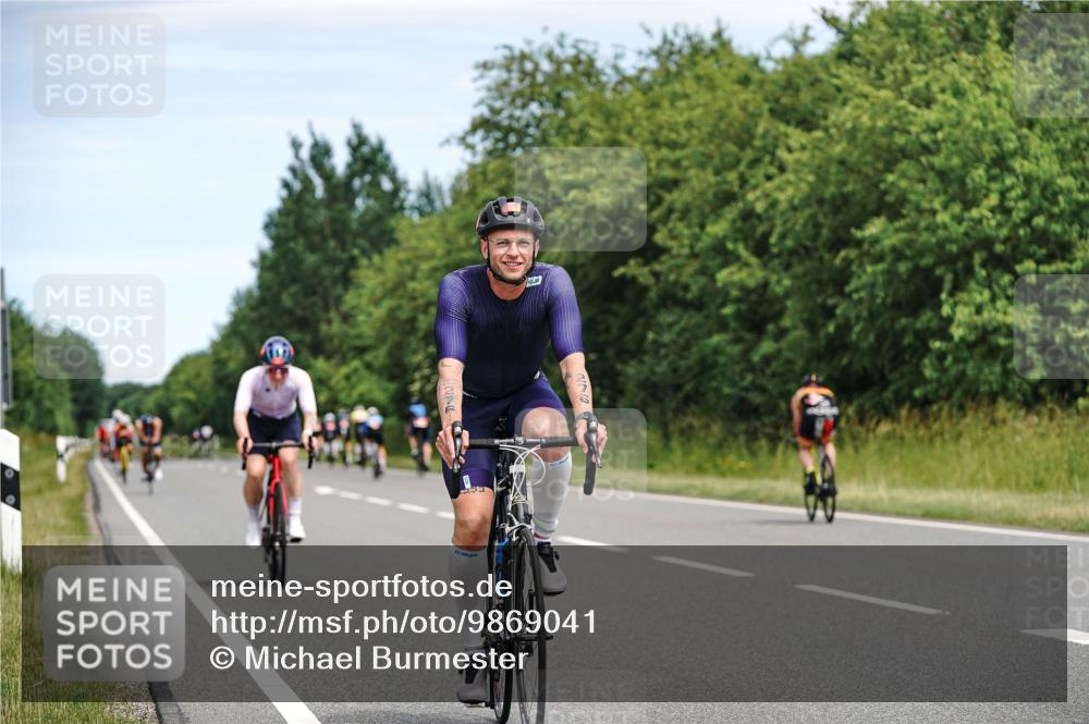 21.06.2026 - Viking Triathlon Michael Burmester http://msf.ph/oto/9869041 21.06.2026 12:26:04 Radfahren 139, 230, 267, 276, 312, 509, 510, 531, 635, 638, 665 meine-sportfotos.de