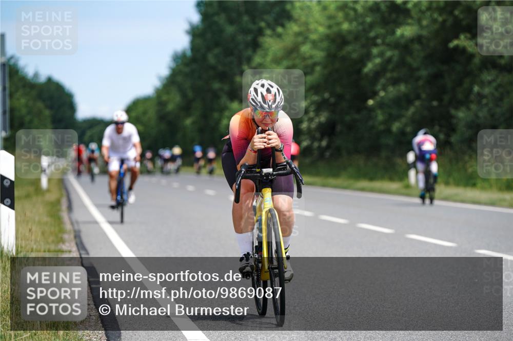 21.06.2026 - Viking Triathlon Michael Burmester http://msf.ph/oto/9869087 21.06.2026 12:26:12 Radfahren 211, 230, 232, 276, 312, 510, 635, 638 meine-sportfotos.de
