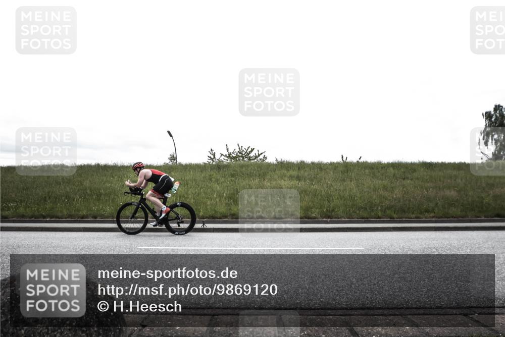 21.06.2026 - 29. Vierlanden-Triathlon H.Heesch http://msf.ph/oto/9869120 21.06.2026 12:30:19 Radfahren 758, 770 meine-sportfotos.de