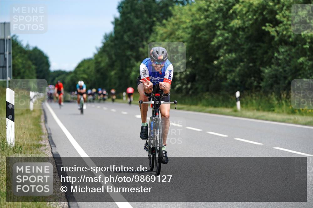 21.06.2026 - Viking Triathlon Michael Burmester http://msf.ph/oto/9869127 21.06.2026 12:26:16 Radfahren 211, 230, 232, 312, 510, 635, 638 meine-sportfotos.de