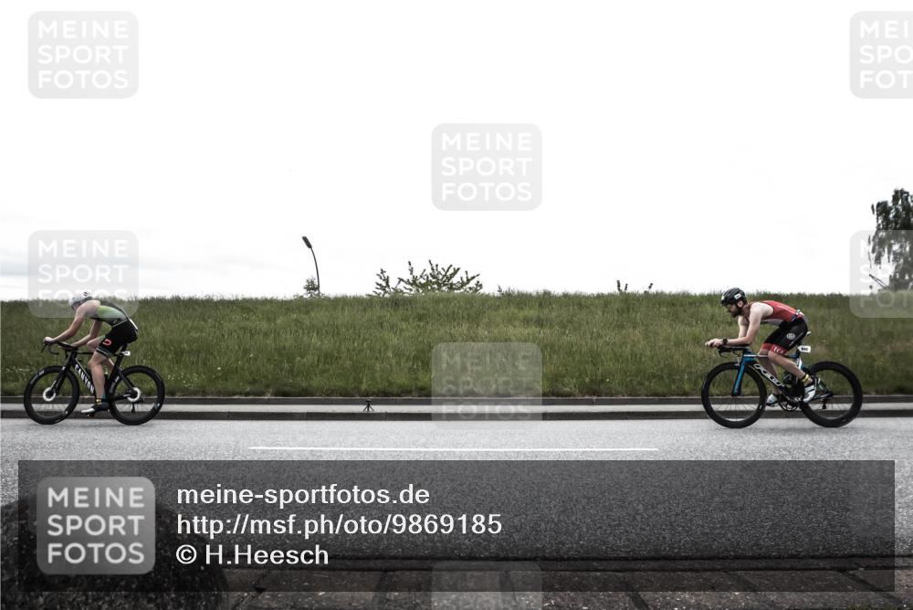 21.06.2026 - 29. Vierlanden-Triathlon H.Heesch http://msf.ph/oto/9869185 21.06.2026 12:31:25 Radfahren 882, 887, 893, 940, 945, 952, 969 meine-sportfotos.de