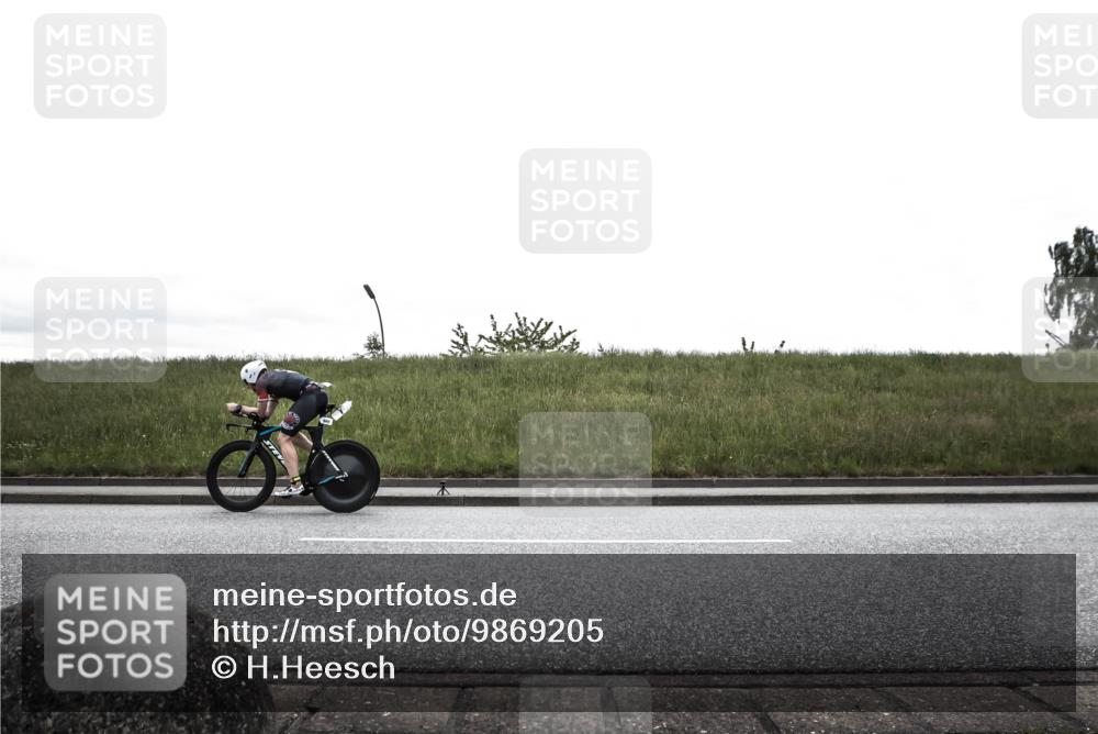 21.06.2026 - 29. Vierlanden-Triathlon H.Heesch http://msf.ph/oto/9869205 21.06.2026 12:31:36 Radfahren 658, 901, 940 meine-sportfotos.de