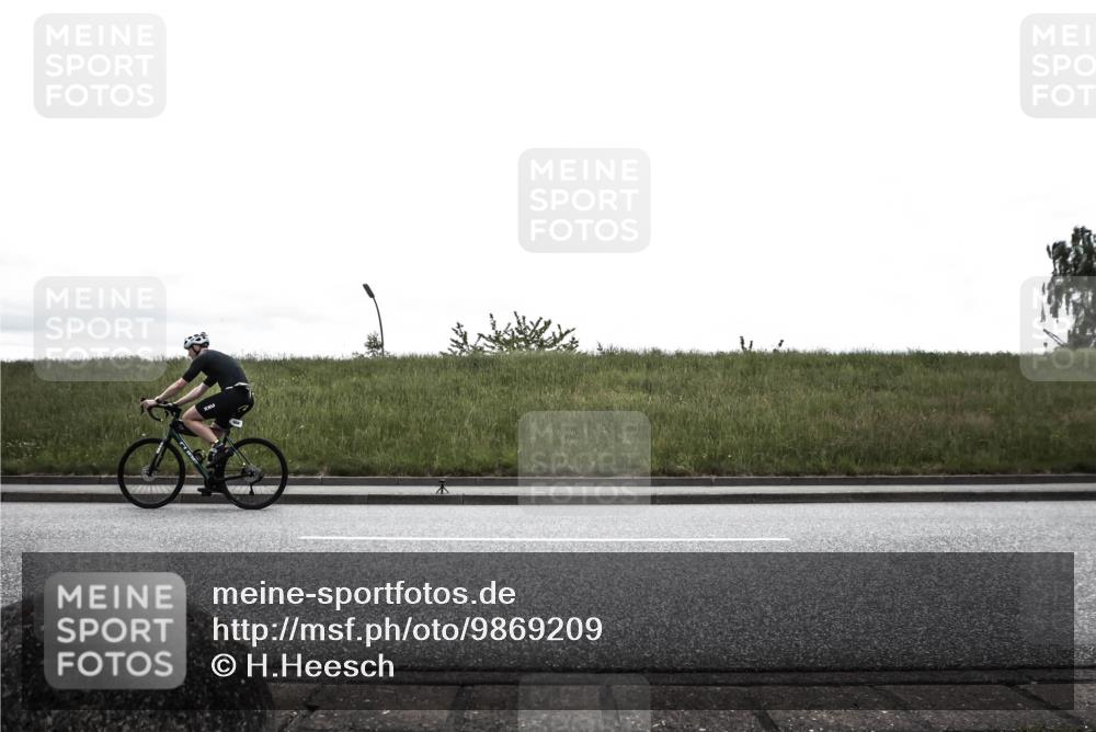 21.06.2026 - 29. Vierlanden-Triathlon H.Heesch http://msf.ph/oto/9869209 21.06.2026 12:31:38 Radfahren 658, 772, 901 meine-sportfotos.de