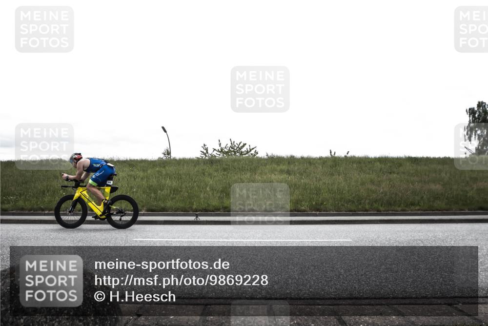 21.06.2026 - 29. Vierlanden-Triathlon H.Heesch http://msf.ph/oto/9869228 21.06.2026 12:32:03 Radfahren 664, 836, 932, 936 meine-sportfotos.de