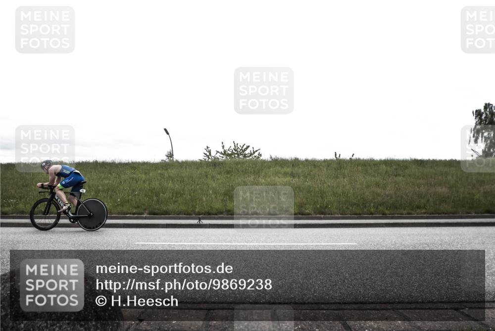 21.06.2026 - 29. Vierlanden-Triathlon H.Heesch http://msf.ph/oto/9869238 21.06.2026 12:32:08 Radfahren 776, 828, 836, 863, 897, 932 meine-sportfotos.de