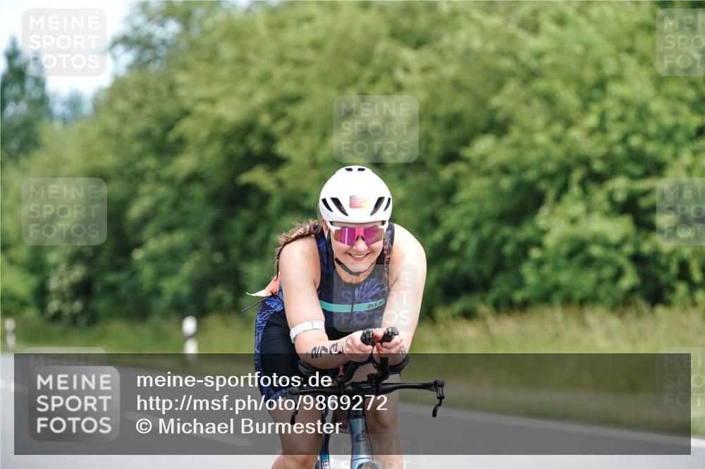 21.06.2026 - Viking Triathlon Michael Burmester http://msf.ph/oto/9869272 21.06.2026 12:27:15 Radfahren 38, 218, 266, 273, 444, 444, 490, 554, 639 meine-sportfotos.de