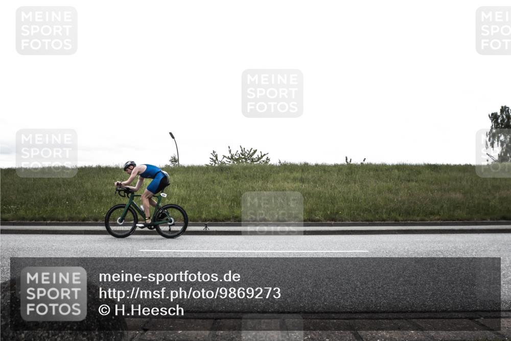 21.06.2026 - 29. Vierlanden-Triathlon H.Heesch http://msf.ph/oto/9869273 21.06.2026 12:32:32 Radfahren 949, 983 meine-sportfotos.de
