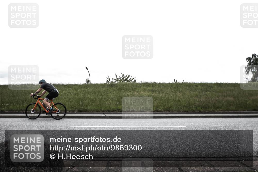 21.06.2026 - 29. Vierlanden-Triathlon H.Heesch http://msf.ph/oto/9869300 21.06.2026 12:33:00 Radfahren 755, 760, 1008, 1011, 1014 meine-sportfotos.de