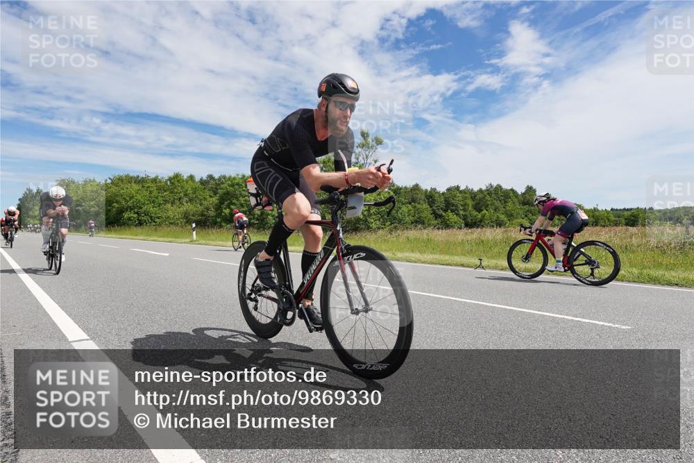 21.06.2026 - Viking Triathlon Michael Burmester http://msf.ph/oto/9869330 21.06.2026 11:59:18 Radfahren 47, 91, 242, 276, 306, 311, 379, 421, 441, 444, 444, 510, 524, 531, 536, 537, 638 meine-sportfotos.de