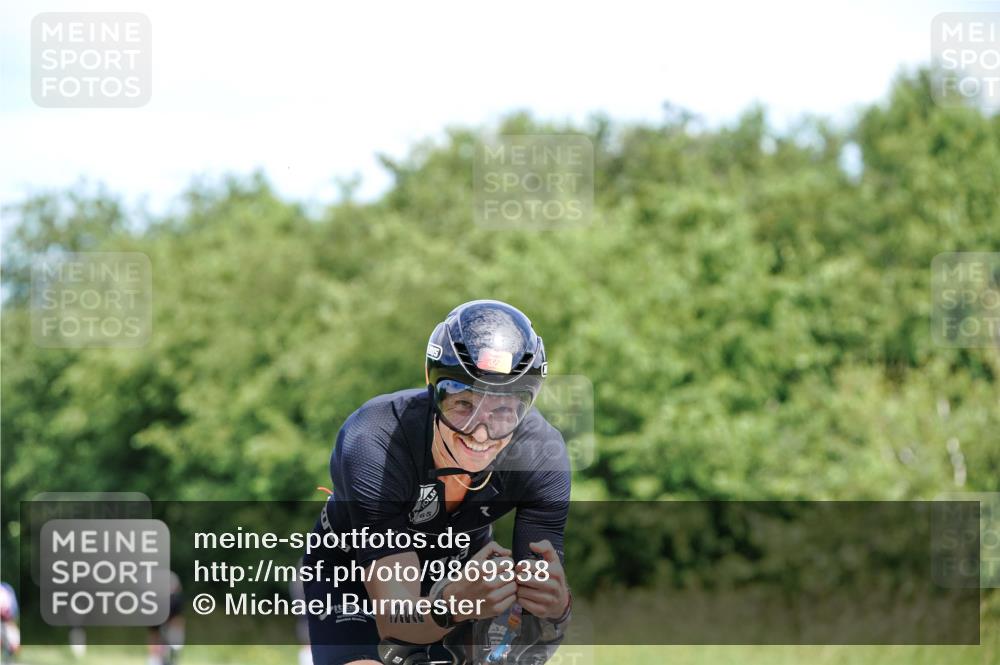 21.06.2026 - Viking Triathlon Michael Burmester http://msf.ph/oto/9869338 21.06.2026 12:27:41 Radfahren 63, 124, 155, 162, 257, 260, 268, 269, 322 meine-sportfotos.de