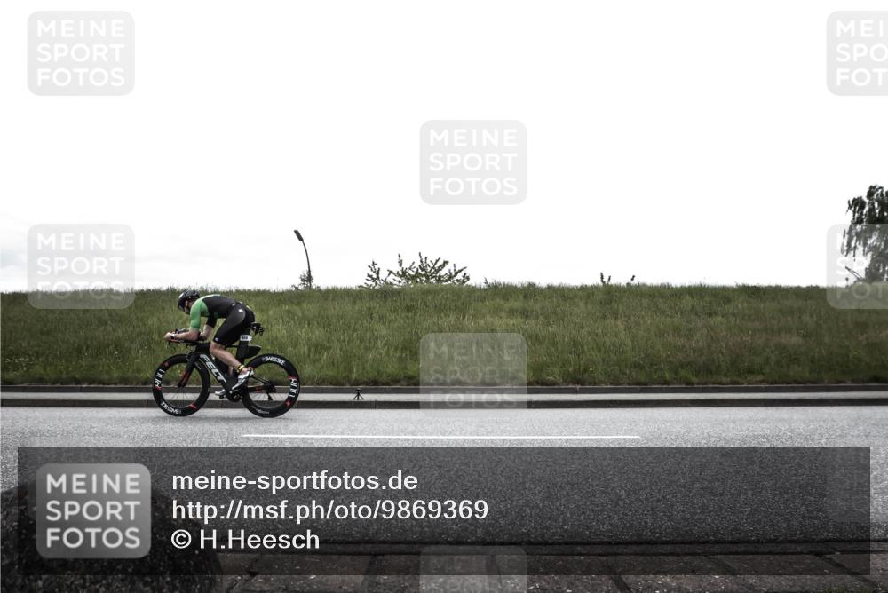 21.06.2026 - 29. Vierlanden-Triathlon H.Heesch http://msf.ph/oto/9869369 21.06.2026 12:34:13 Radfahren 929, 991 meine-sportfotos.de