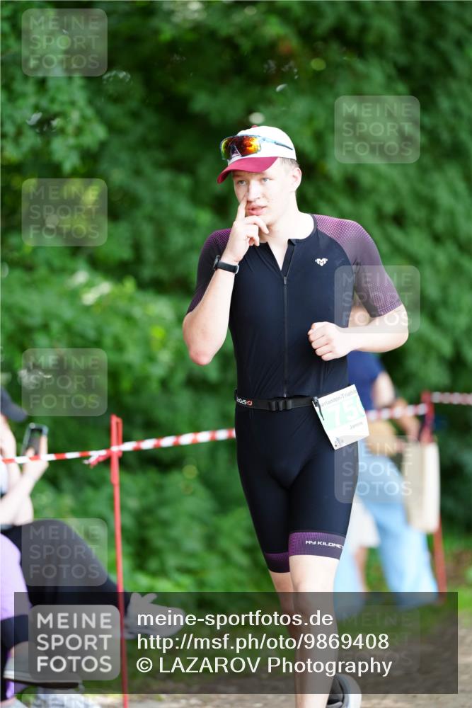 21.06.2026 - 29. Vierlanden-Triathlon LAZAROV Photography http://msf.ph/oto/9869408 21.06.2026 13:45:19 Laufen  meine-sportfotos.de