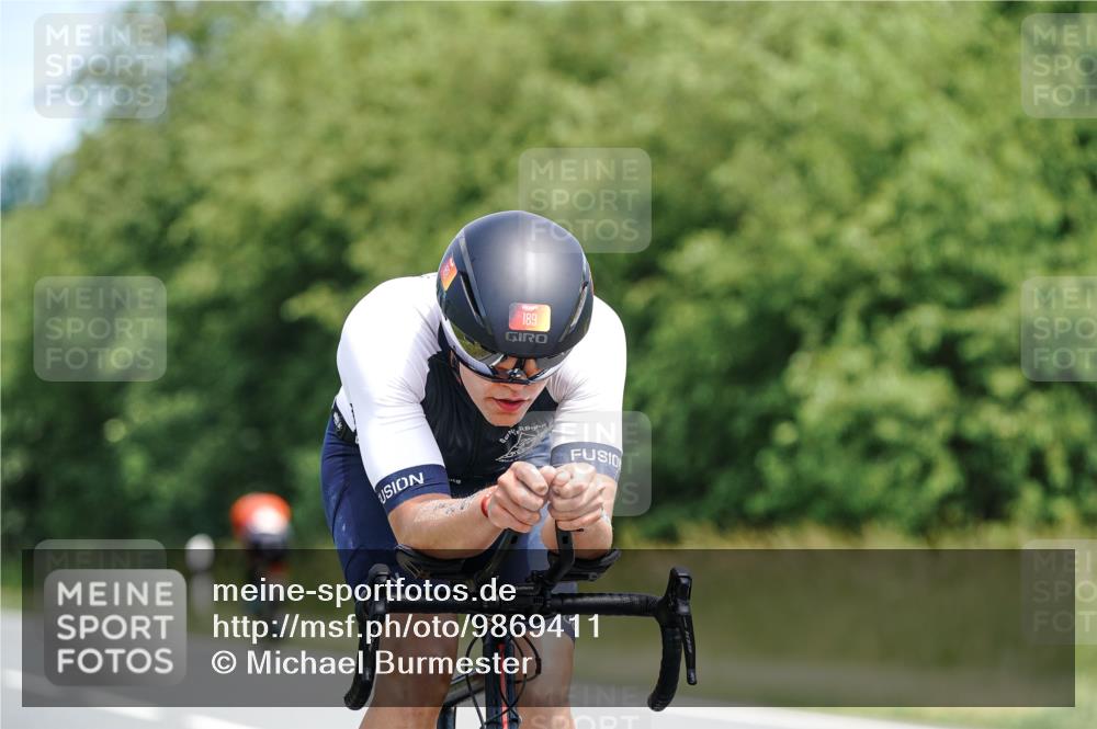 21.06.2026 - Viking Triathlon Michael Burmester http://msf.ph/oto/9869411 21.06.2026 12:28:42 Radfahren 20, 64, 84, 89, 189, 317, 438, 460, 484, 522, 612 meine-sportfotos.de