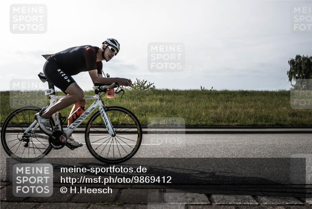 21.06.2026 - 29. Vierlanden-Triathlon H.Heesch http://msf.ph/oto/9869412 21.06.2026 09:03:44 Radfahren 33, 126 meine-sportfotos.de