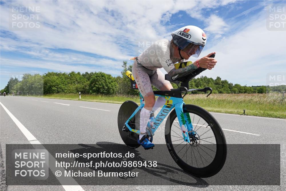 21.06.2026 - Viking Triathlon Michael Burmester http://msf.ph/oto/9869438 21.06.2026 12:00:31 Radfahren 42, 200, 285, 332, 404, 543, 568, 604, 623, 639, 639 meine-sportfotos.de