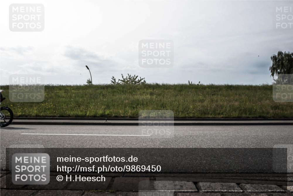 21.06.2026 - 29. Vierlanden-Triathlon H.Heesch http://msf.ph/oto/9869450 21.06.2026 09:05:21 Radfahren 23, 111 meine-sportfotos.de