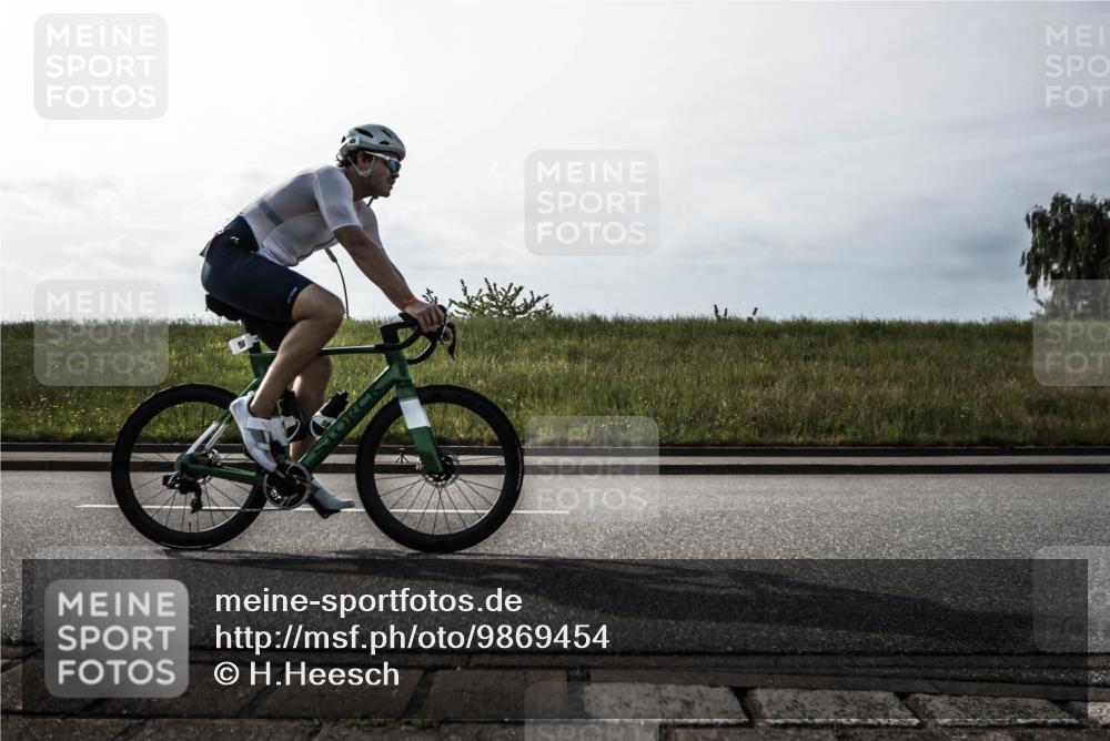 21.06.2026 - 29. Vierlanden-Triathlon H.Heesch http://msf.ph/oto/9869454 21.06.2026 09:05:33 Radfahren 58 meine-sportfotos.de