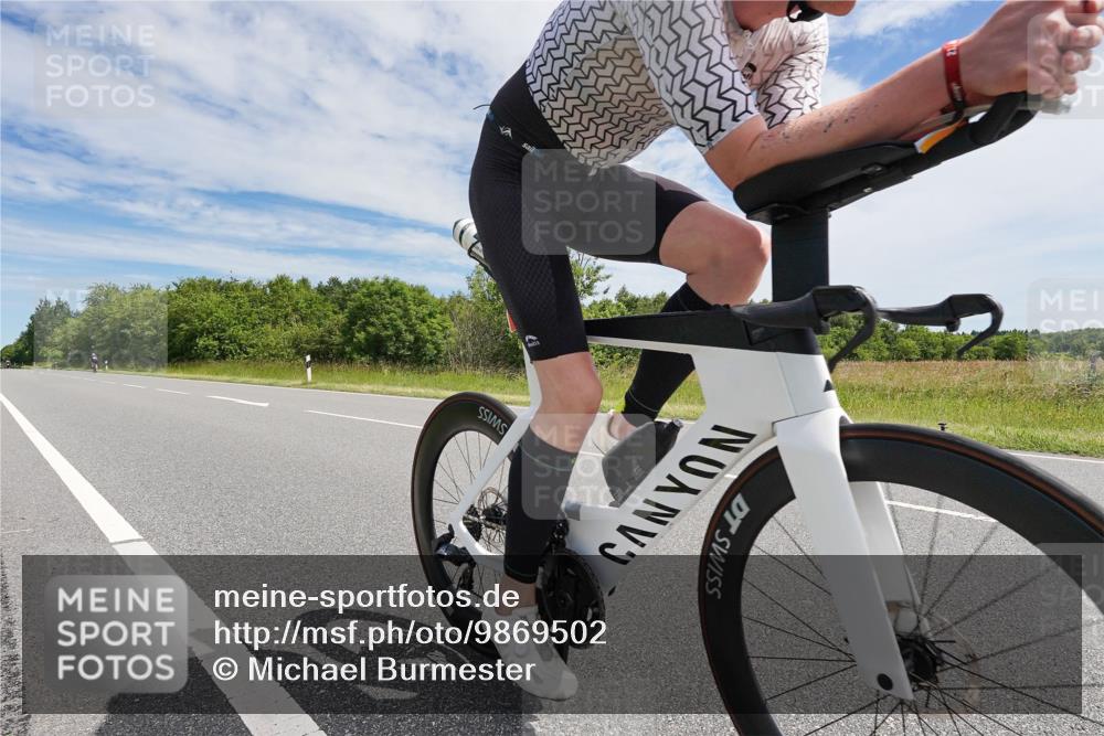 21.06.2026 - Viking Triathlon Michael Burmester http://msf.ph/oto/9869502 21.06.2026 12:01:12 Radfahren 30, 43, 82, 260, 323, 343, 390, 391, 472, 548, 555, 646 meine-sportfotos.de