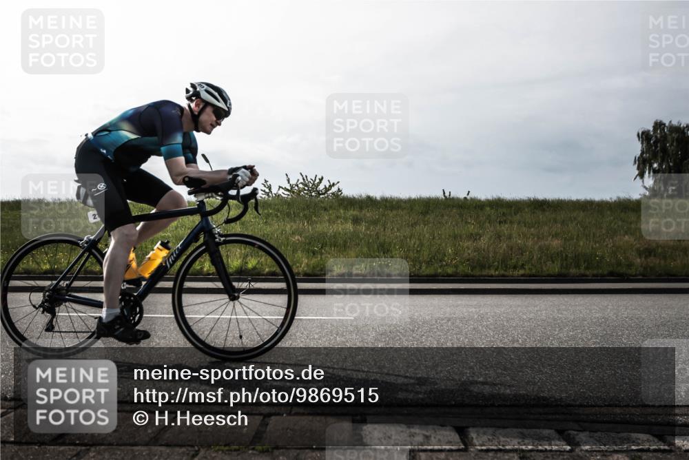 21.06.2026 - 29. Vierlanden-Triathlon H.Heesch http://msf.ph/oto/9869515 21.06.2026 09:07:58 Radfahren 213 meine-sportfotos.de