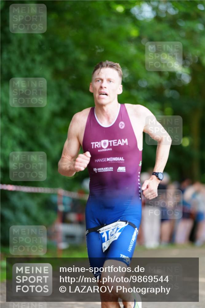 21.06.2026 - 29. Vierlanden-Triathlon LAZAROV Photography http://msf.ph/oto/9869544 21.06.2026 13:46:10 Laufen  meine-sportfotos.de