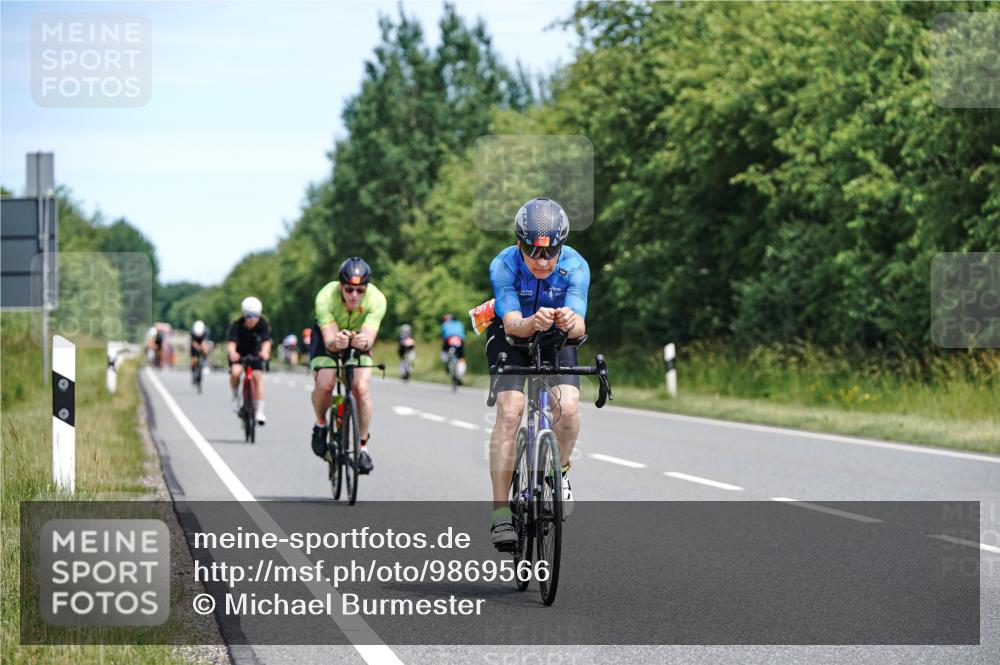 21.06.2026 - Viking Triathlon Michael Burmester http://msf.ph/oto/9869566 21.06.2026 12:29:51 Radfahren 66, 101, 168, 196, 261, 302, 463, 529, 540, 613, 631 meine-sportfotos.de