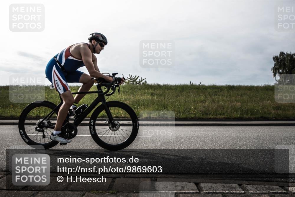21.06.2026 - 29. Vierlanden-Triathlon H.Heesch http://msf.ph/oto/9869603 21.06.2026 09:10:51 Radfahren 37, 76, 158, 168, 283 meine-sportfotos.de