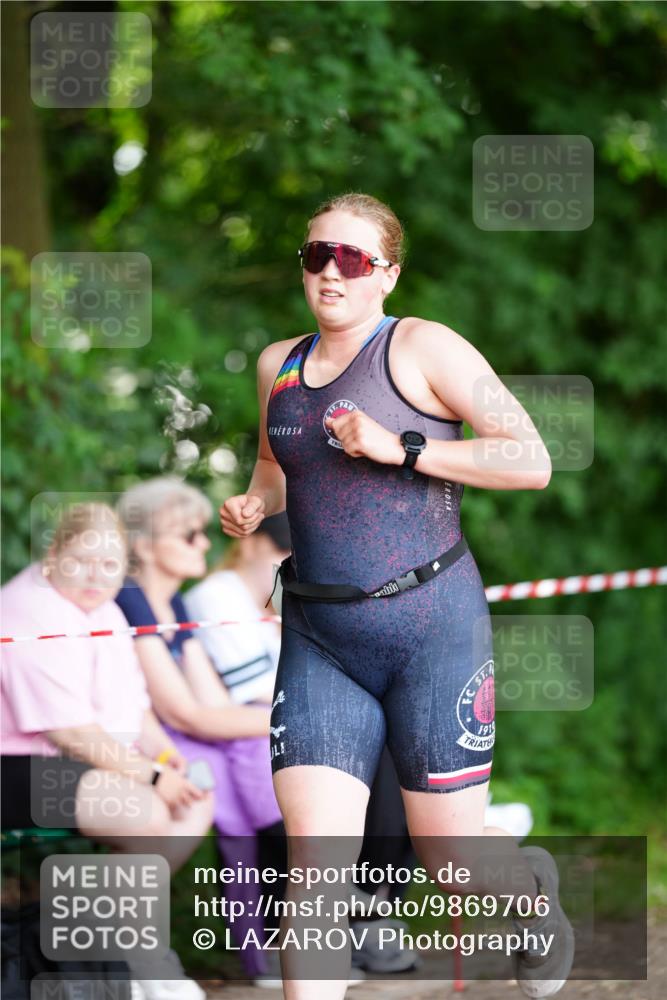 21.06.2026 - 29. Vierlanden-Triathlon LAZAROV Photography http://msf.ph/oto/9869706 21.06.2026 13:47:35 Laufen 191 meine-sportfotos.de