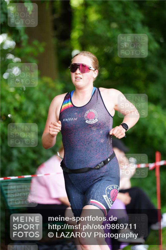 21.06.2026 - 29. Vierlanden-Triathlon LAZAROV Photography http://msf.ph/oto/9869711 21.06.2026 13:47:35 Laufen 0167 meine-sportfotos.de