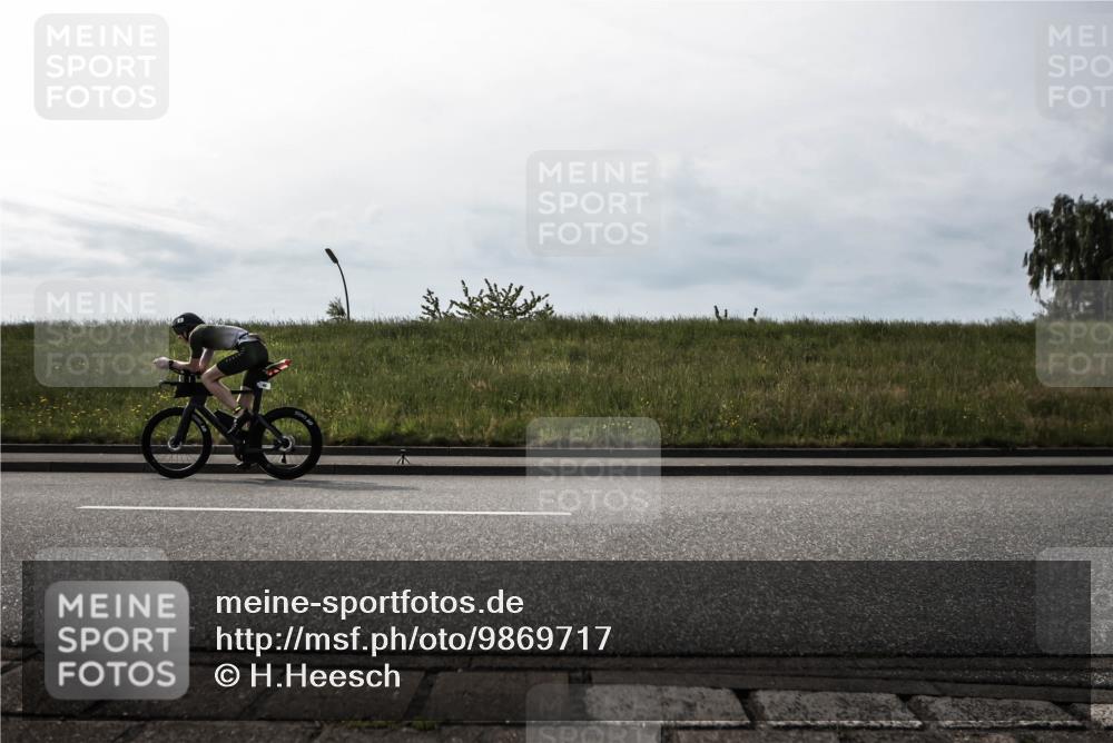 21.06.2026 - 29. Vierlanden-Triathlon H.Heesch http://msf.ph/oto/9869717 21.06.2026 09:12:55 Radfahren 20, 45, 129, 137 meine-sportfotos.de
