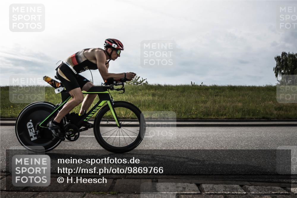 21.06.2026 - 29. Vierlanden-Triathlon H.Heesch http://msf.ph/oto/9869766 21.06.2026 09:13:56 Radfahren 8, 178 meine-sportfotos.de