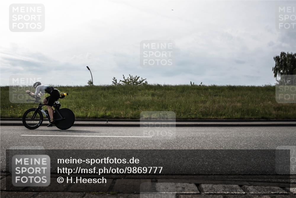 21.06.2026 - 29. Vierlanden-Triathlon H.Heesch http://msf.ph/oto/9869777 21.06.2026 09:14:11 Radfahren 193, 210, 287 meine-sportfotos.de