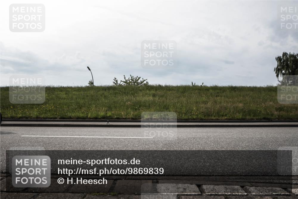 21.06.2026 - 29. Vierlanden-Triathlon H.Heesch http://msf.ph/oto/9869839 21.06.2026 09:15:29 Radfahren 14, 148 meine-sportfotos.de