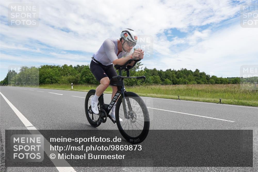 21.06.2026 - Viking Triathlon Michael Burmester http://msf.ph/oto/9869873 21.06.2026 12:05:50 Radfahren 16, 56, 58, 165, 256, 282, 289, 382, 546, 625, 670 meine-sportfotos.de