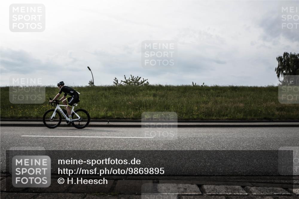 21.06.2026 - 29. Vierlanden-Triathlon H.Heesch http://msf.ph/oto/9869895 21.06.2026 09:16:23 Radfahren 61 meine-sportfotos.de