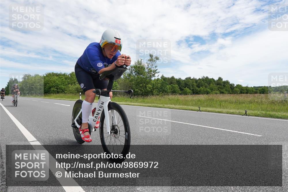 21.06.2026 - Viking Triathlon Michael Burmester http://msf.ph/oto/9869972 21.06.2026 12:07:18 Radfahren 44, 60, 166, 212, 245, 267, 316, 348, 387, 419, 562, 608, 615 meine-sportfotos.de