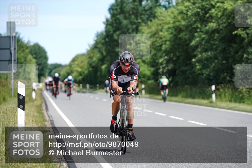 21.06.2026 - Viking Triathlon Michael Burmester http://msf.ph/oto/9870049 21.06.2026 12:32:43 Radfahren 97, 114, 116, 247, 265, 289, 301, 447, 454, 579, 626, 659 meine-sportfotos.de