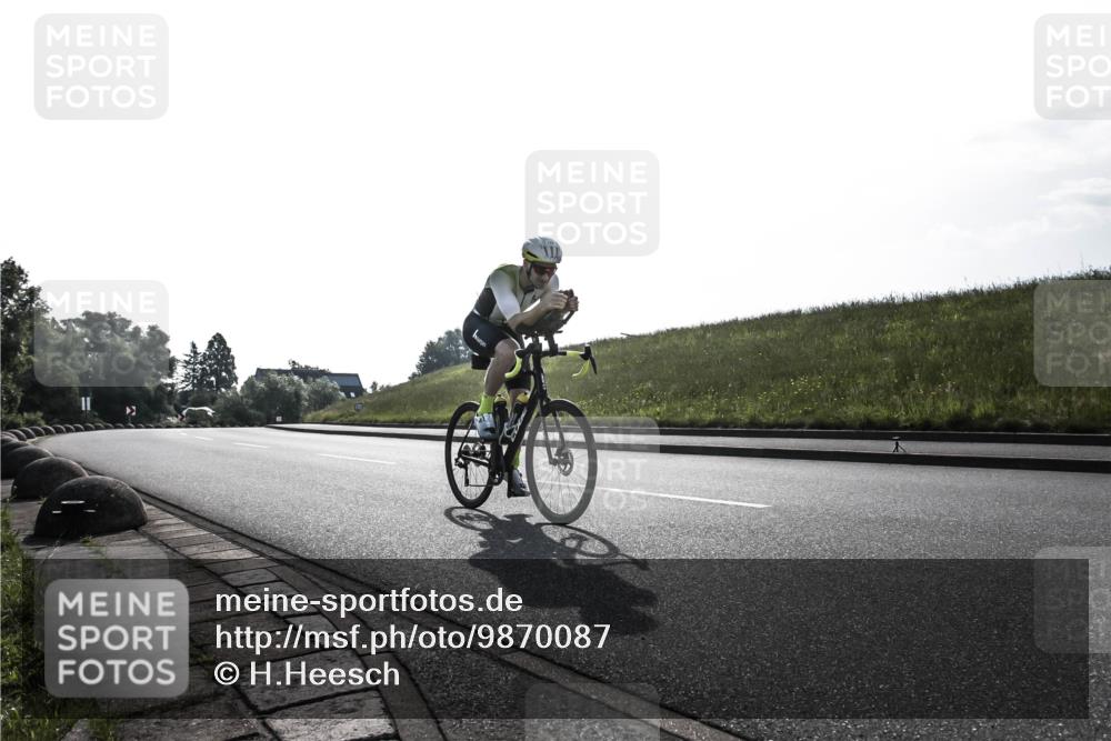 21.06.2026 - 29. Vierlanden-Triathlon H.Heesch http://msf.ph/oto/9870087 21.06.2026 09:02:45 Radfahren 122, 195 meine-sportfotos.de