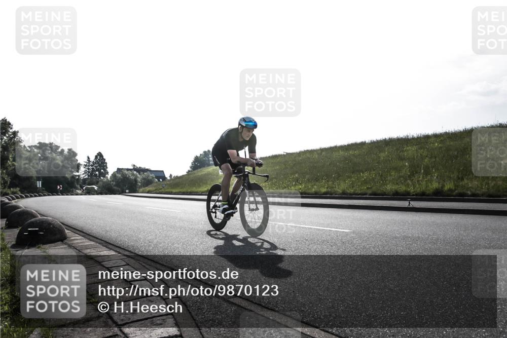 21.06.2026 - 29. Vierlanden-Triathlon H.Heesch http://msf.ph/oto/9870123 21.06.2026 09:03:52 Radfahren 26, 124 meine-sportfotos.de