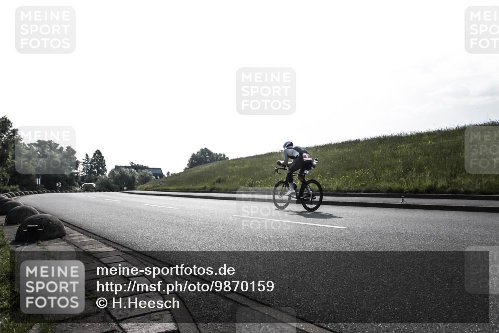 21.06.2026 - 29. Vierlanden-Triathlon H.Heesch http://msf.ph/oto/9870159 21.06.2026 09:05:19 Radfahren 111 meine-sportfotos.de