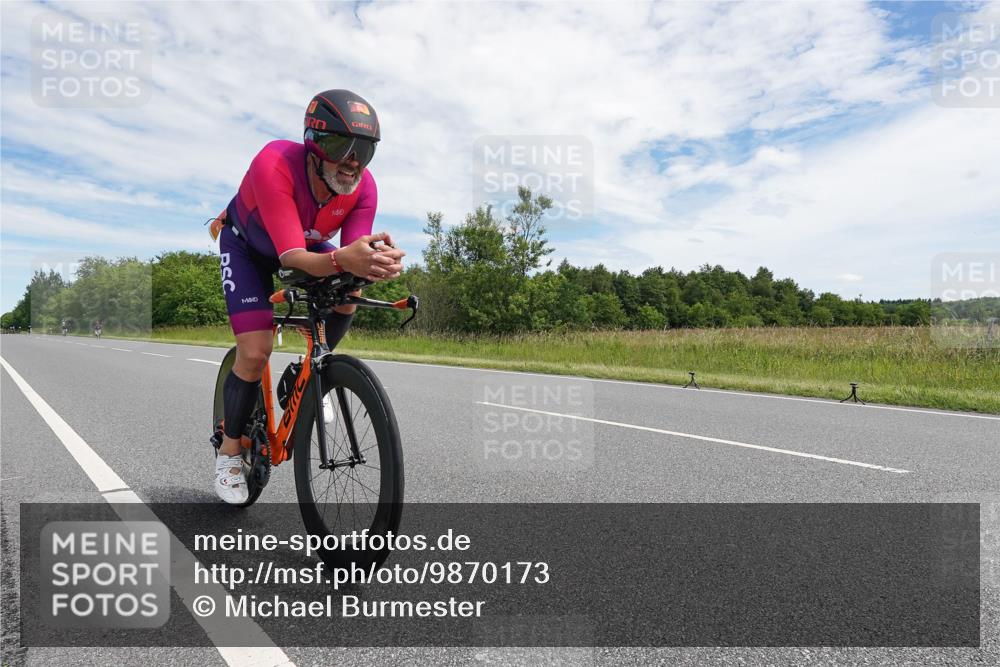 21.06.2026 - Viking Triathlon Michael Burmester http://msf.ph/oto/9870173 21.06.2026 12:09:03 Radfahren 63, 72, 84, 104, 115, 123, 162, 180, 181, 181, 224, 359, 370, 409, 427, 500 meine-sportfotos.de