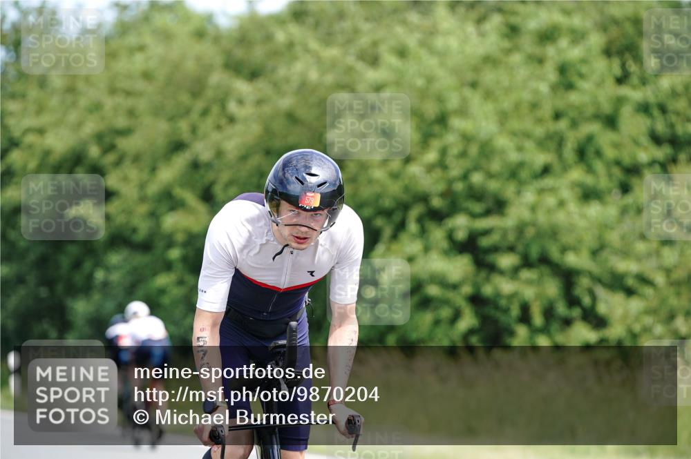 21.06.2026 - Viking Triathlon Michael Burmester http://msf.ph/oto/9870204 21.06.2026 12:33:03 Radfahren 93, 97, 114, 116, 122, 172, 237, 247, 289, 450, 579 meine-sportfotos.de