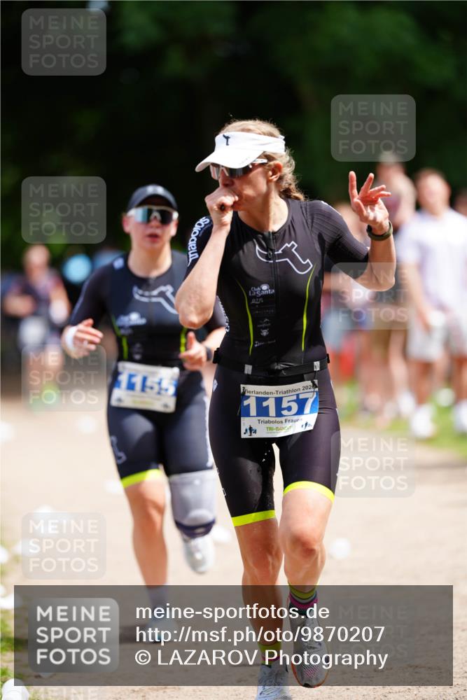 21.06.2026 - 29. Vierlanden-Triathlon LAZAROV Photography http://msf.ph/oto/9870207 21.06.2026 13:50:43 Laufen 1155, 202, 1157 meine-sportfotos.de