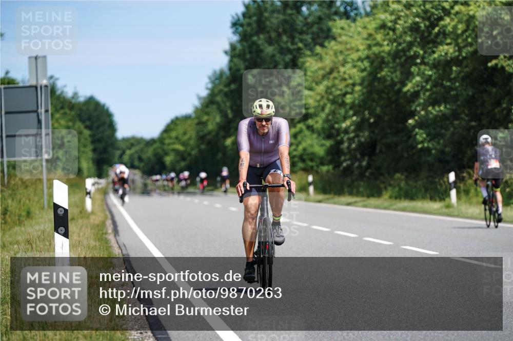 21.06.2026 - Viking Triathlon Michael Burmester http://msf.ph/oto/9870263 21.06.2026 12:33:25 Radfahren 24, 85, 88, 122, 167, 274, 287, 403, 492, 497, 528, 622, 642, 642, 664 meine-sportfotos.de