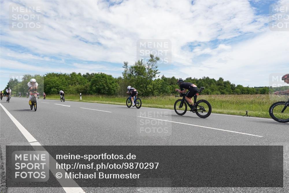 21.06.2026 - Viking Triathlon Michael Burmester http://msf.ph/oto/9870297 21.06.2026 12:09:53 Radfahren 64, 185, 185, 378, 378, 438, 460, 484, 522 meine-sportfotos.de