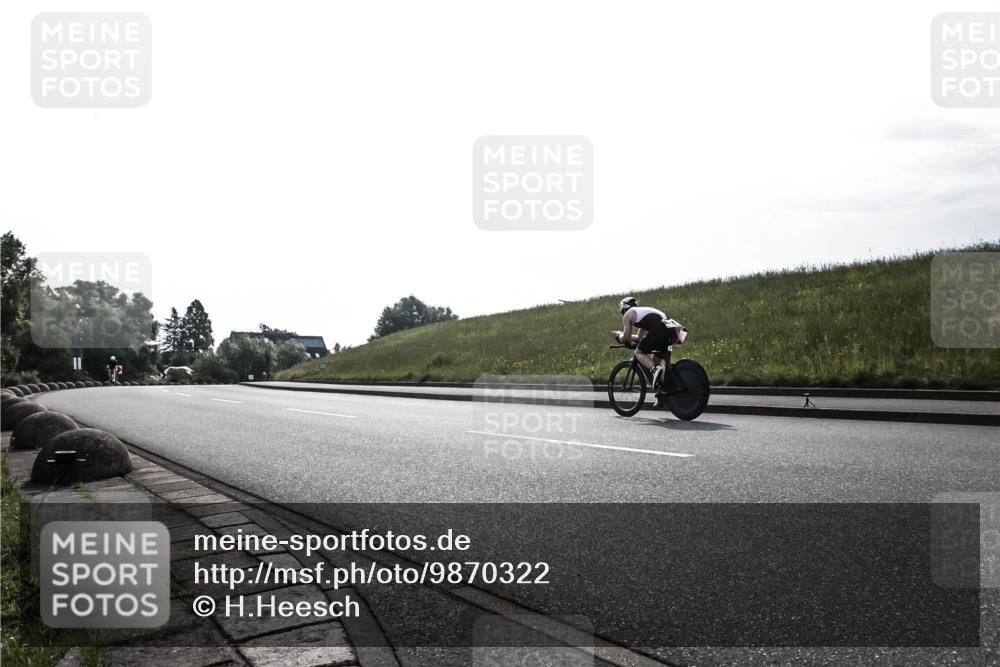 21.06.2026 - 29. Vierlanden-Triathlon H.Heesch http://msf.ph/oto/9870322 21.06.2026 09:09:44 Radfahren  meine-sportfotos.de